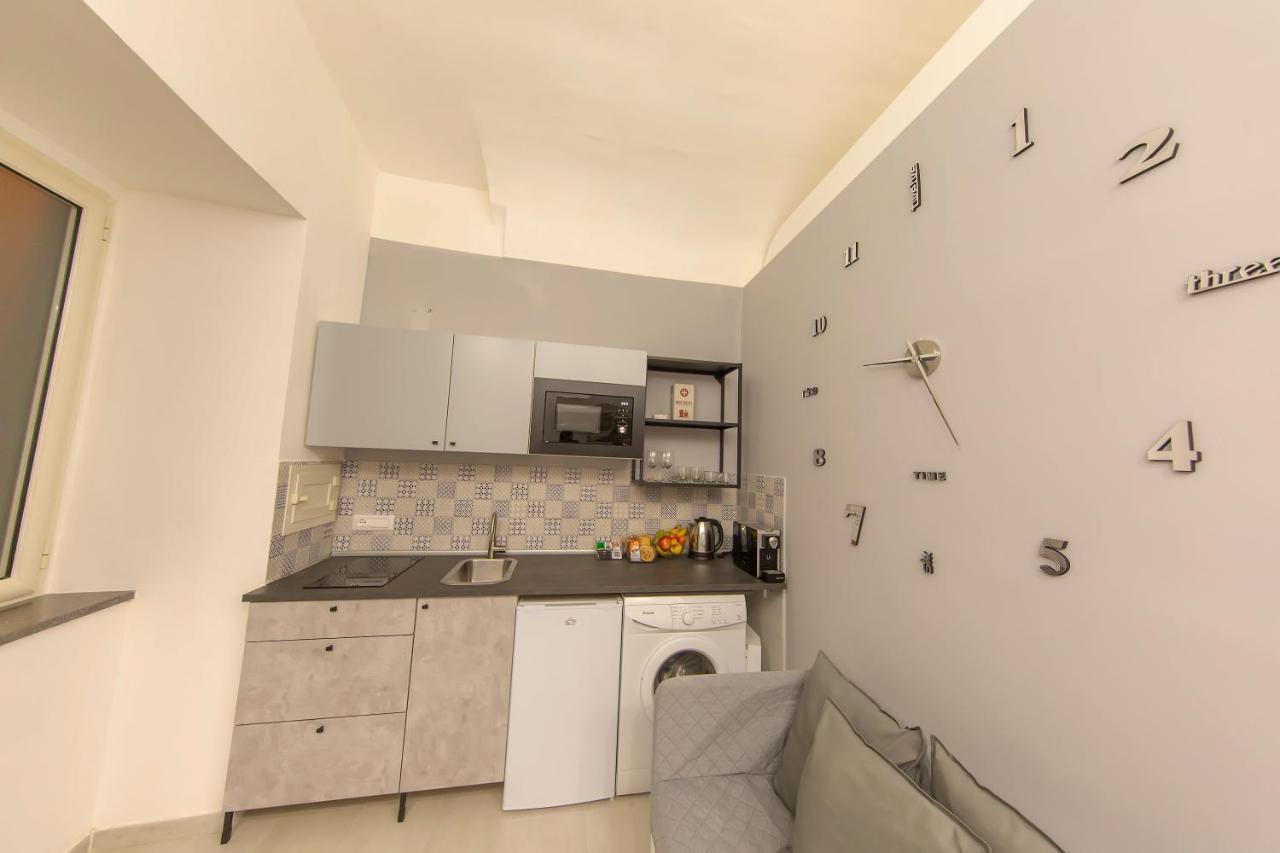 Olina Apartments N.6 نابولي المظهر الخارجي الصورة